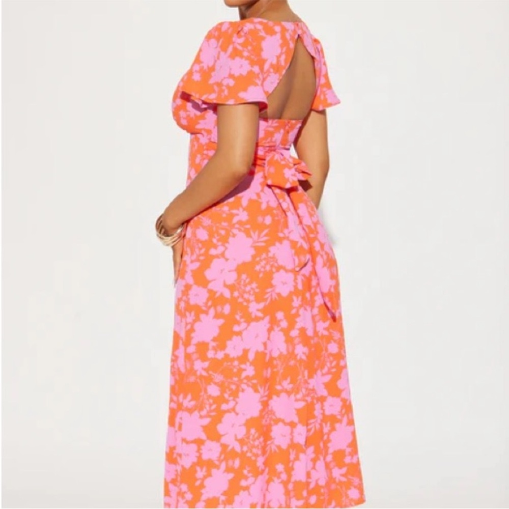 Fashion Nova NWT 3XL Layla floral maxi dress
